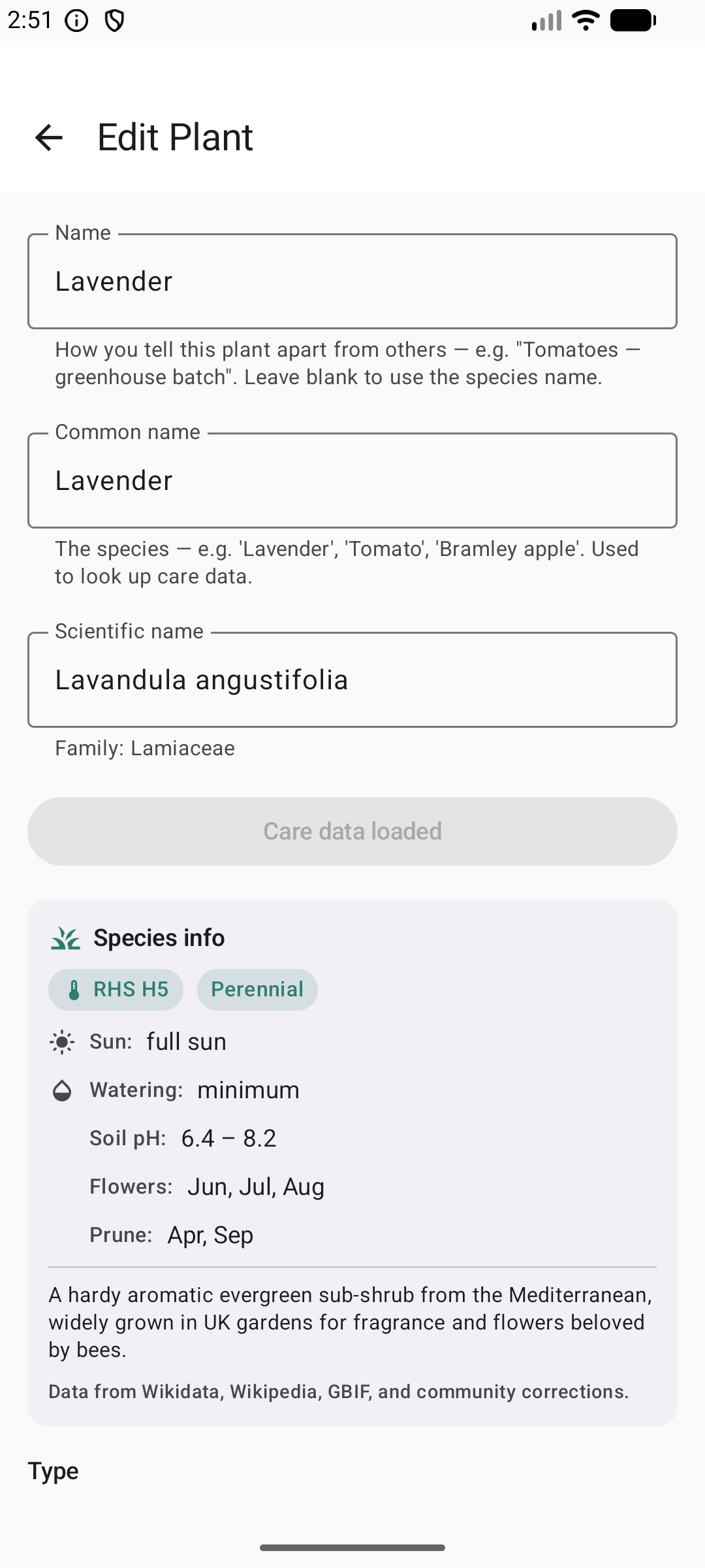 Plant detail in light mode showing Lavender with species info, care data, and frost hardiness